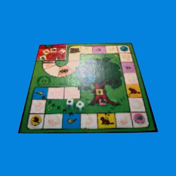 2006 Max a Cooperative Game of Consultation Board Game by Family Pastimes - Picture 3 of 6